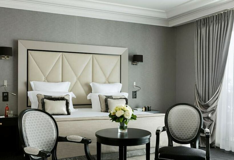 סוויטת דלוקס נוף לים, Hôtel Barrière Le Majestic Cannes