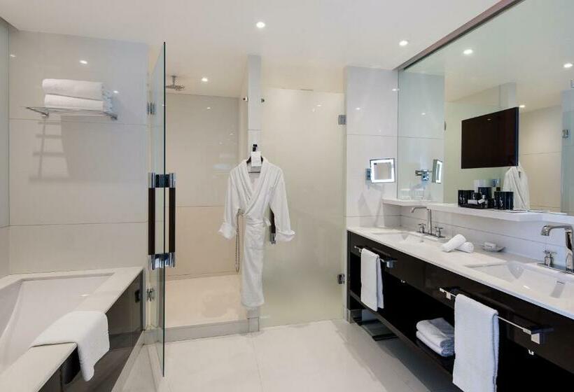 سوییت پرستیژ, Hôtel Barrière Le Majestic Cannes