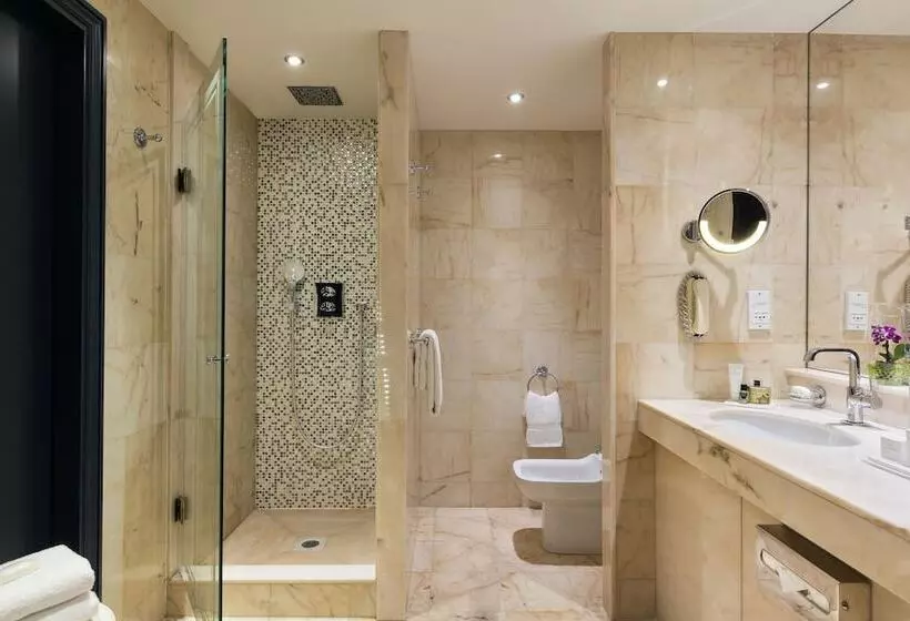 スーペリアースイート, Hôtel Barrière Le Majestic Cannes