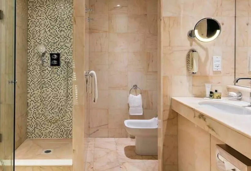 スーペリアースイート, Hôtel Barrière Le Majestic Cannes