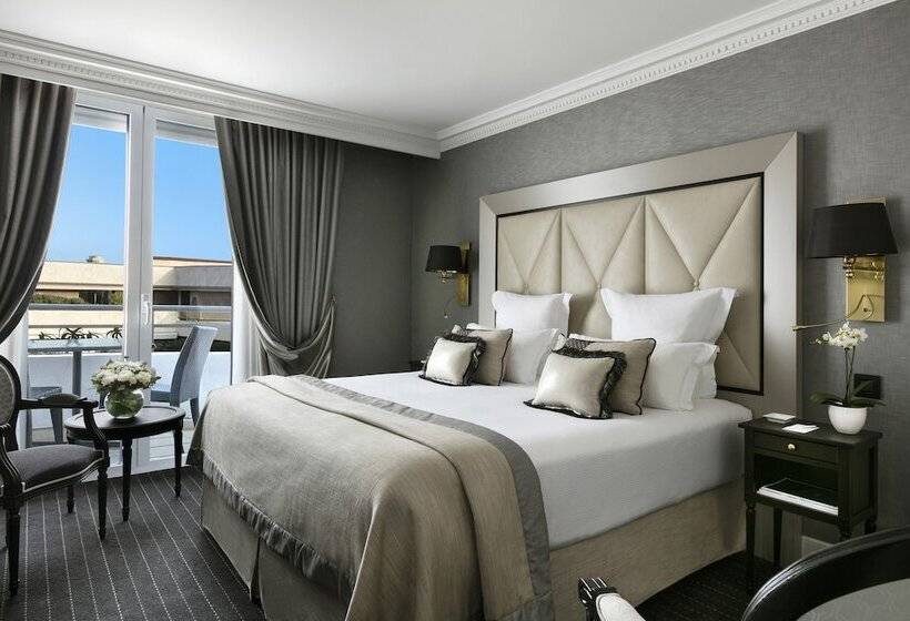 סוויטת סופריור, Hôtel Barrière Le Majestic Cannes