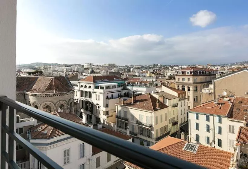 シティビューのデラックスルーム, Hôtel Barrière Le Majestic Cannes