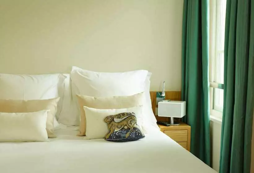 Superior-huone, Hôtel De Cavoye