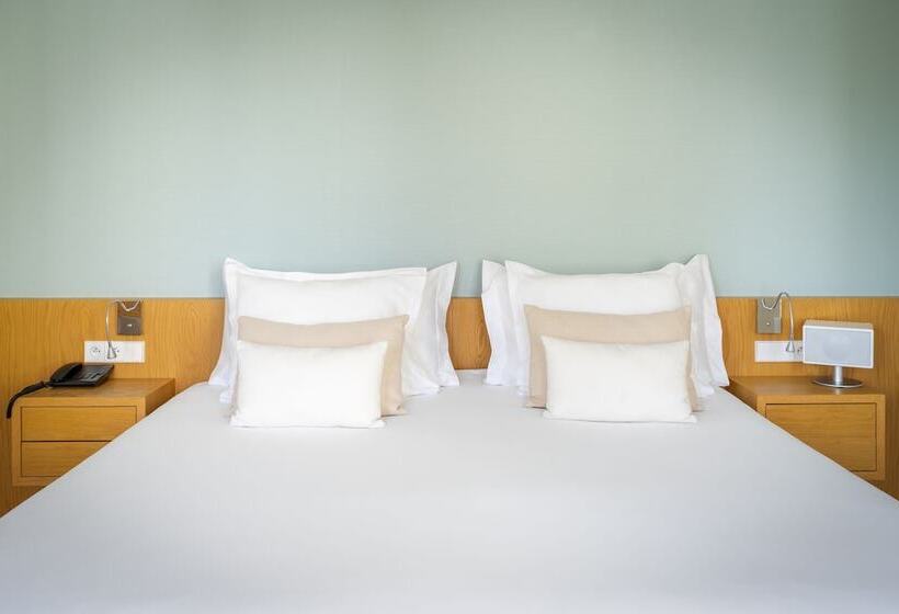 חדר דלוקס, Hôtel De Cavoye