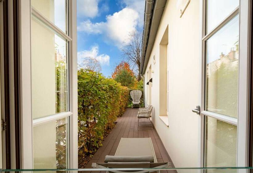 סוויטה עם טרסה, Hôtel De Cavoye