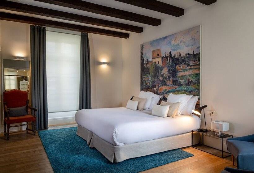 סוויטה עם טרסה, Hôtel De Cavoye