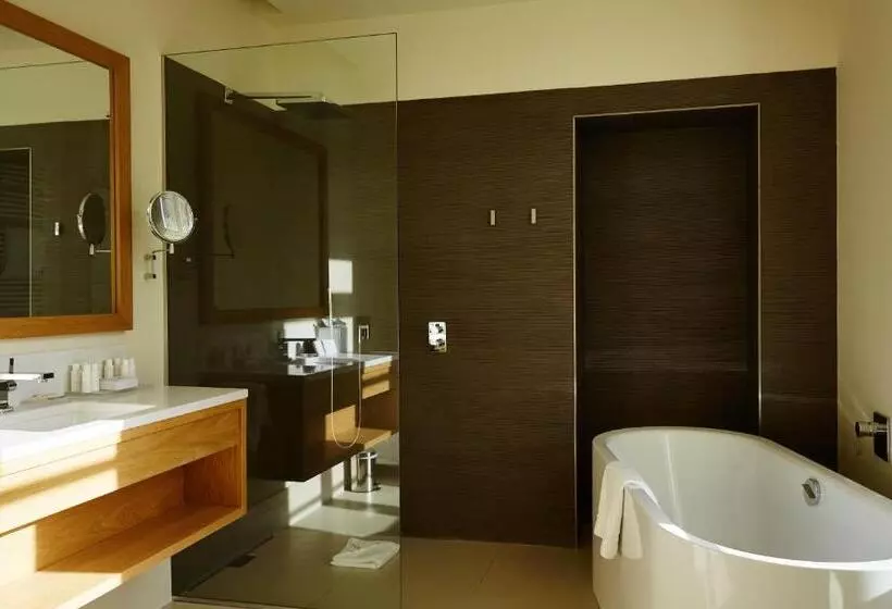 Sviitti King-vuode, Hôtel De Cavoye