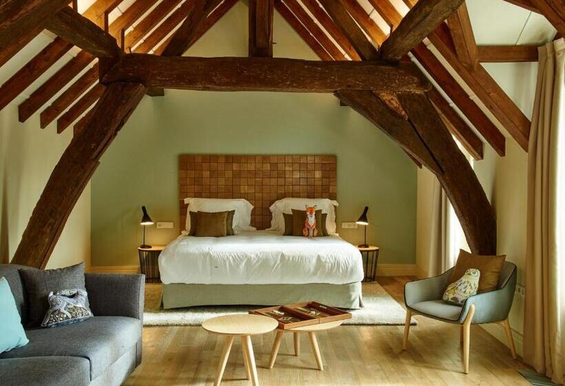 מיטת קינג בסוויטה, Hôtel De Cavoye