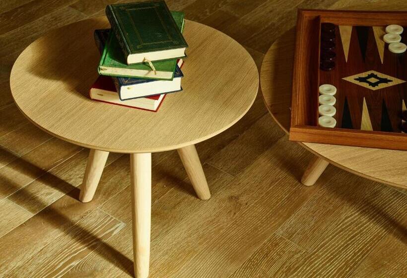 מיטת קינג בסוויטה, Hôtel De Cavoye