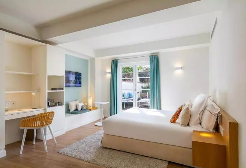 Standard-huone Terassi, Hôtel De Cavoye