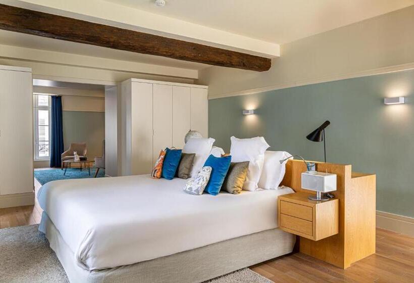 סוויטה עם טרסה, Hôtel De Cavoye