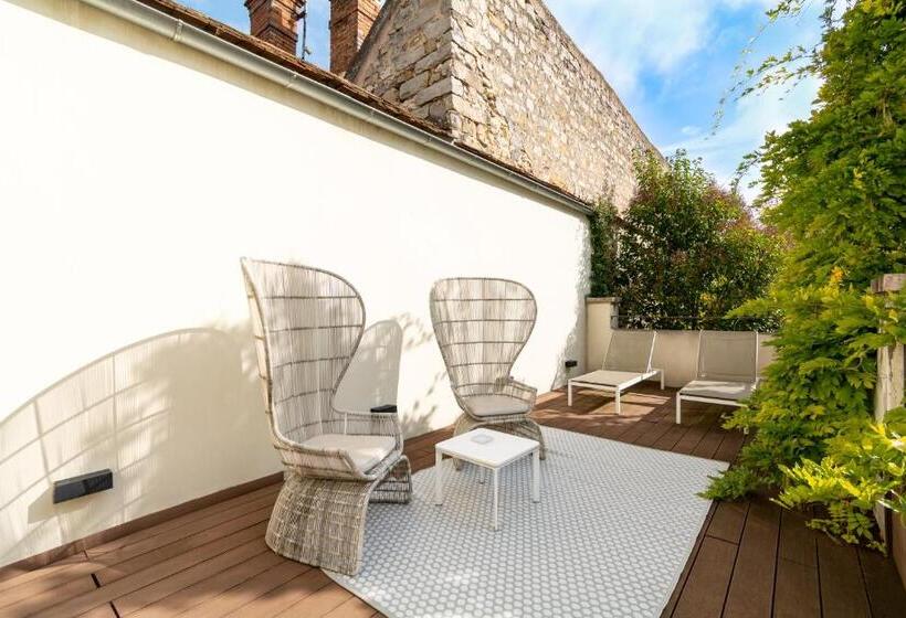 סוויטה עם טרסה, Hôtel De Cavoye