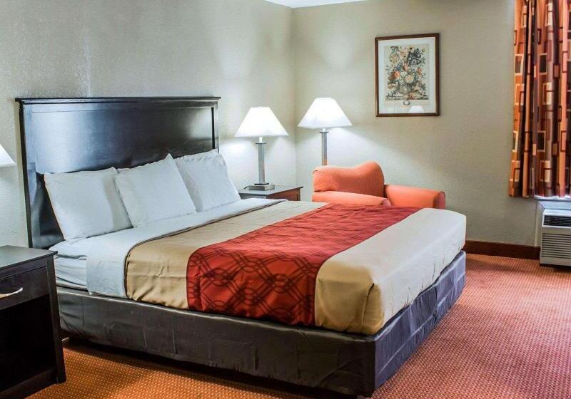 מיטת קינג בסוויטה, Hôtel De Cavoye