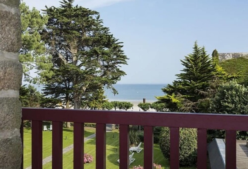 オーシャンビュースーペリアールーム, Le Castel Marie Louise