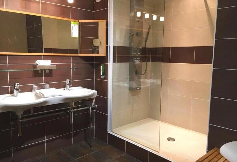 جناح, Le Renaissance