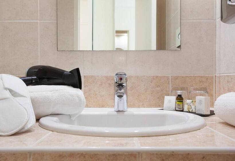 俱乐部房间, Logis Hôtel Le Rodin