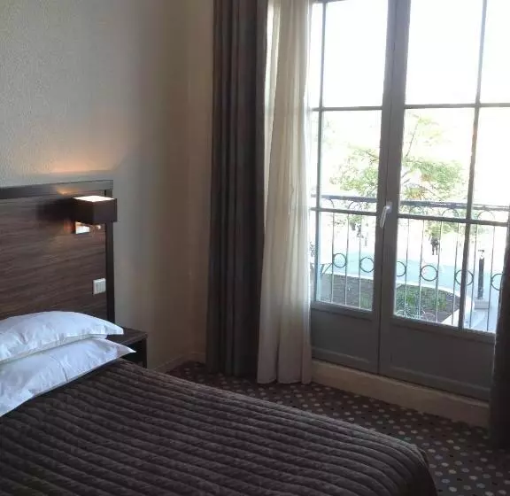 Quarto Estandar Vista Mar, Les Arcades