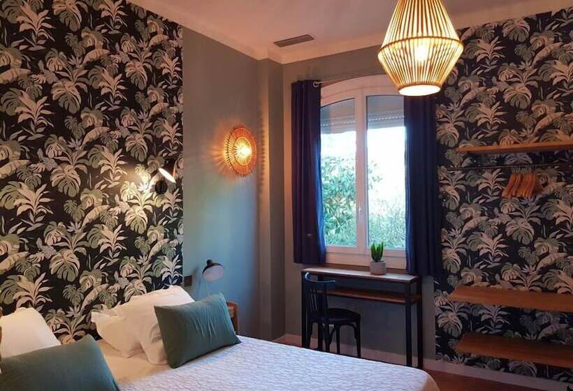 غرفة قياسية, Les Lauriers