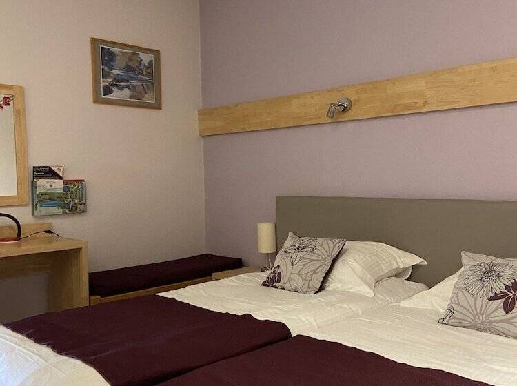 חדר סטנדרט, Melodie