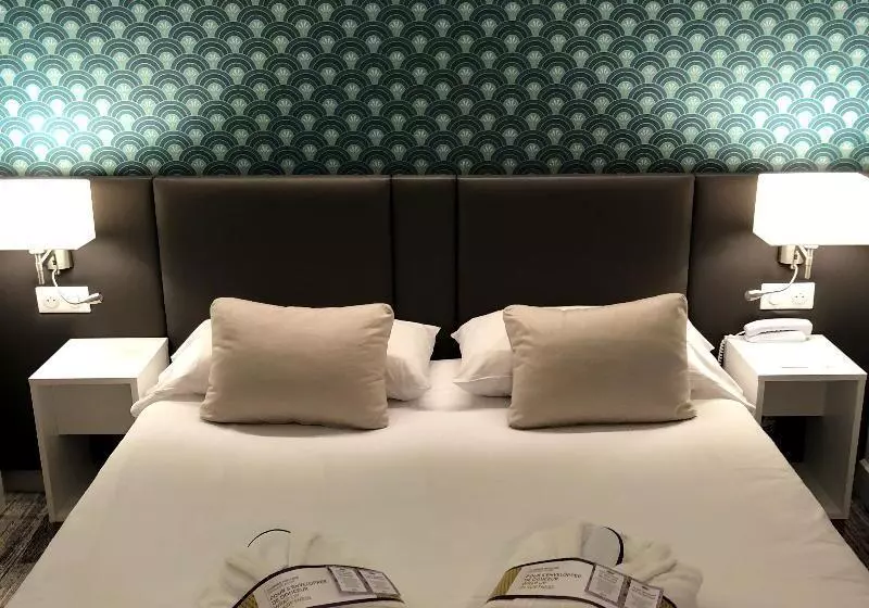 キングサイズベッドのスーペリアルーム, Mercure Castres L'occitan