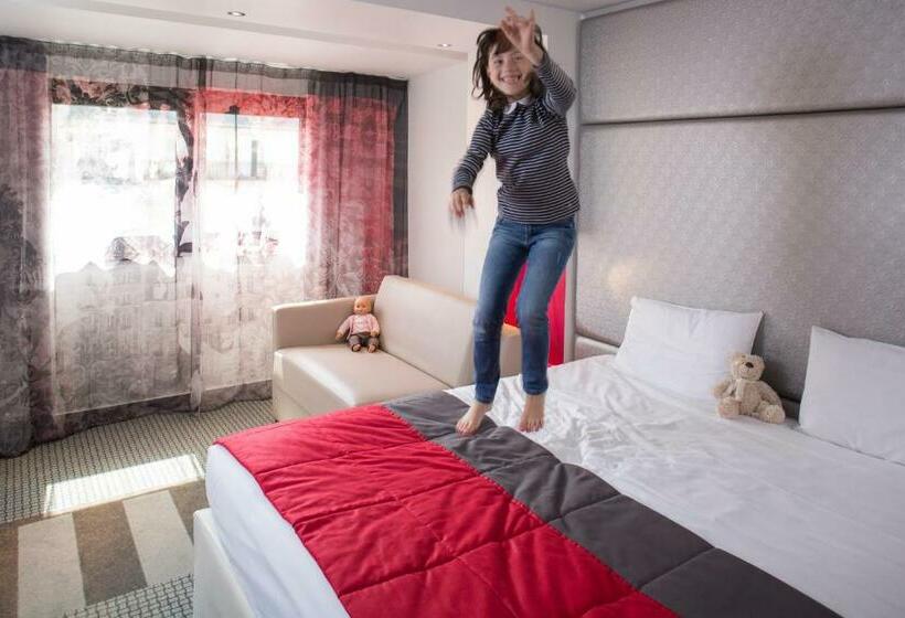 スーペリアールーム, Mercure Paris Montmartre Sacre Coeur