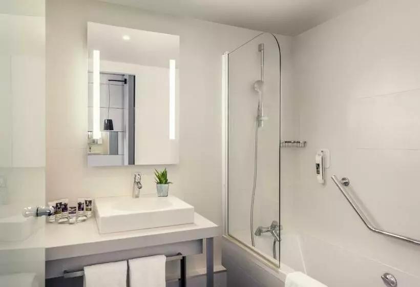 スーペリアールーム, Mercure Paris Montmartre Sacre Coeur