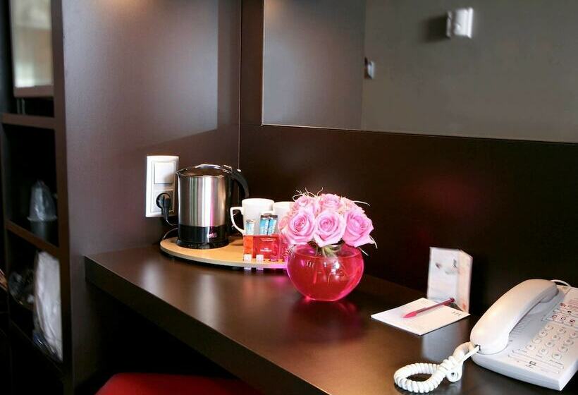 スーペリアールーム, Mercure Paris Montmartre Sacre Coeur