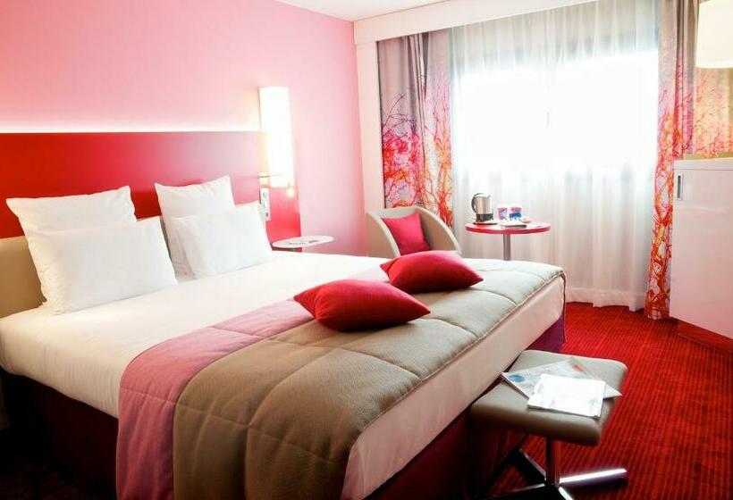 キングサイズベッドのスーペリアルーム, Mercure Paris Montmartre Sacre Coeur