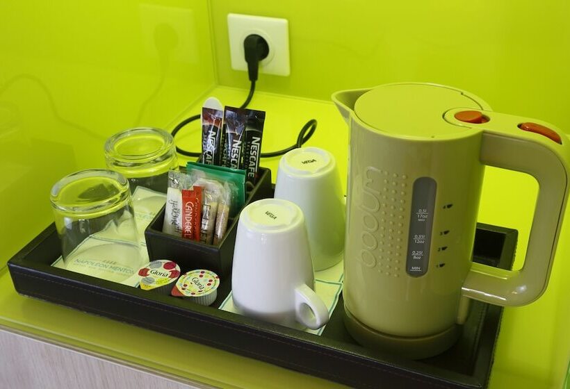 חדר סטנדרט נוף לגינה, Napoleon