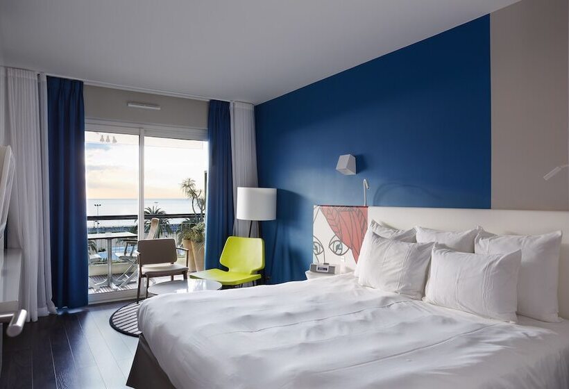 חדר פרמיום נוף לים, Napoleon