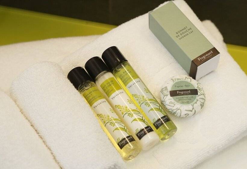 סוויטת ג'וניור נוף לים, Napoleon