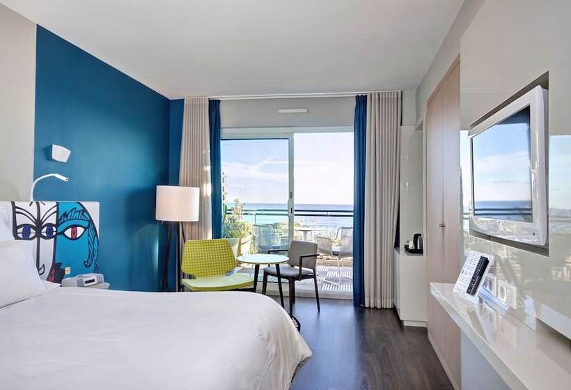 חדר פרמיום נוף לים, Napoleon