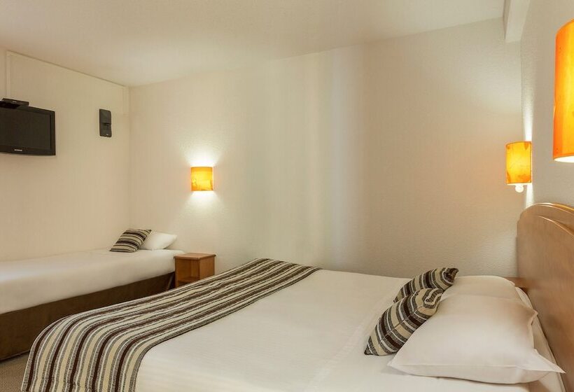 标准三人间, Novalis Quimperle