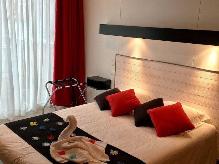 Номер Стандарт, Roc Hôtel
