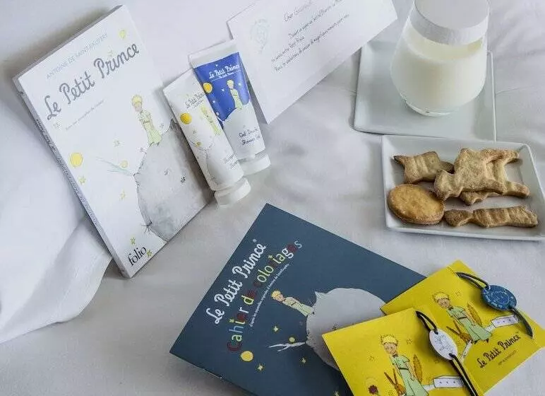 Superior-huone Sivuttainen Merinäkymä, Sofitel Biarritz Le Miramar Thalassa