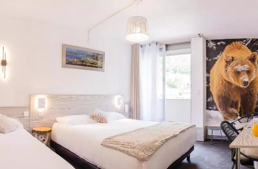 اتاق استاندارد سه نفره, Hôtel Résidence Le Lys
