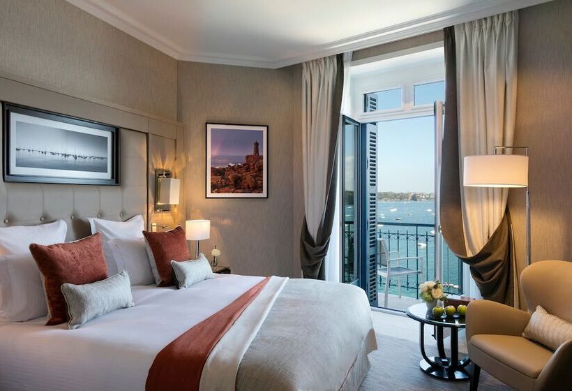 חדר דלוקס נוף לים, Hôtel Barrière Le Grand Hôtel Dinard