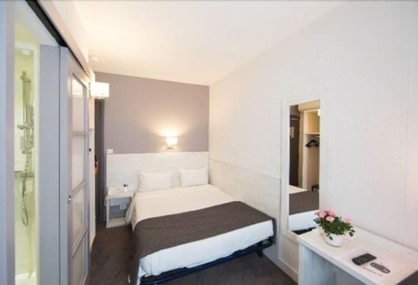 חדר אקונומי, Cannes Croisette