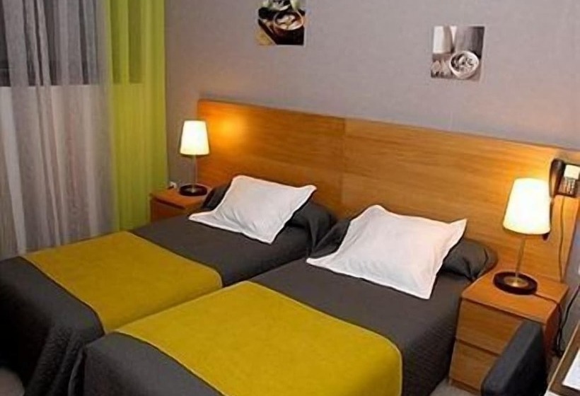 스탠다드 룸, Chez Terrassier   Logis Hôtels   Hotel Et Restaurant