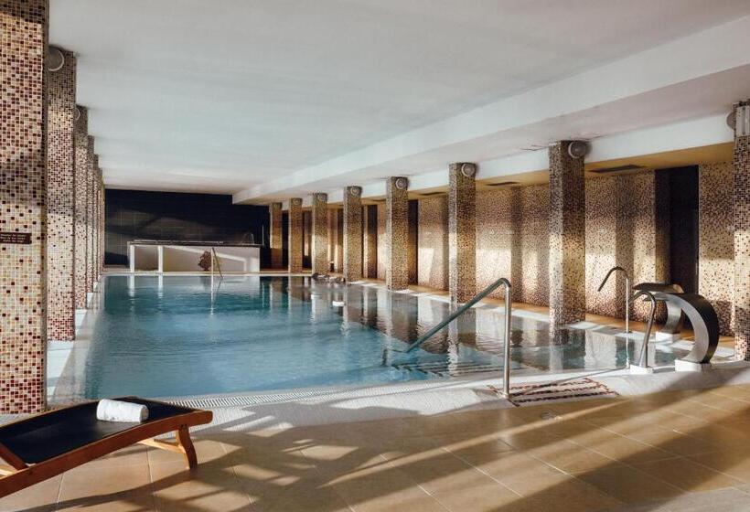 Полулюкс, Domaine Des Dryades