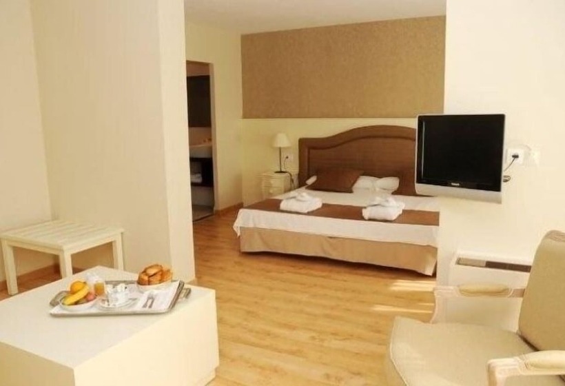 Полулюкс, Domaine Des Dryades