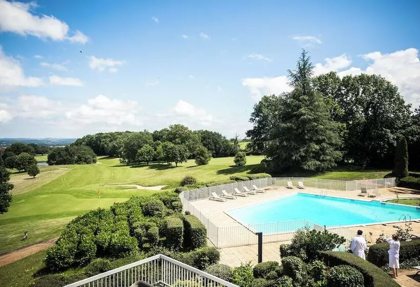 ジュニアスイート, Domaine Des Dryades