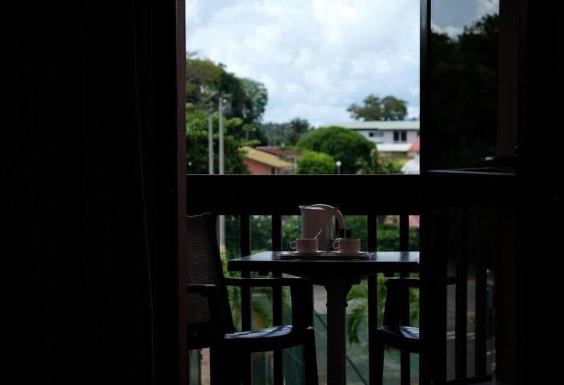 اتاق استاندارد با بالکن, Grand Hotel Montabo