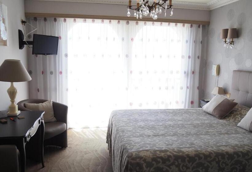 オーシャンビュースタンダードルーム, Hôtel Primavera