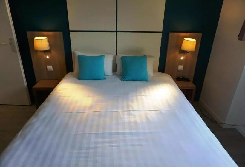 Standard Single Room, Restaurant Du Parc De La Colombiere