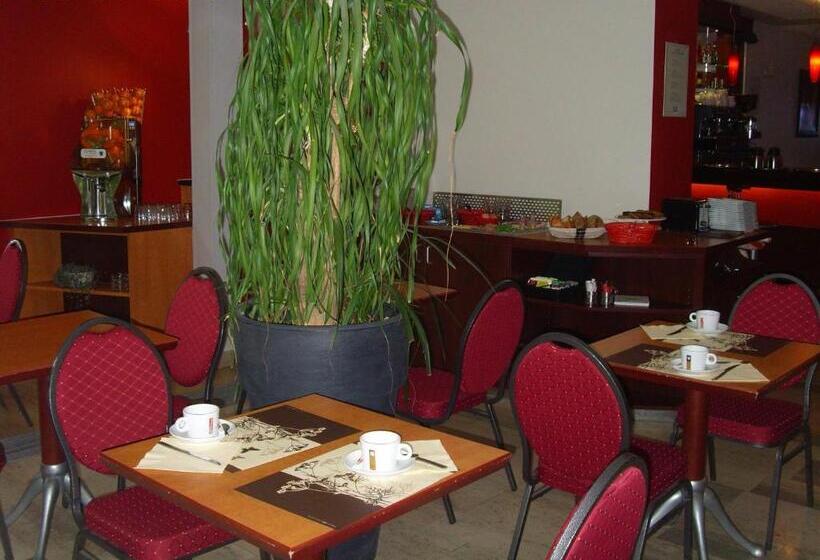 غرفة قياسية, Restaurant Du Parc De La Colombiere