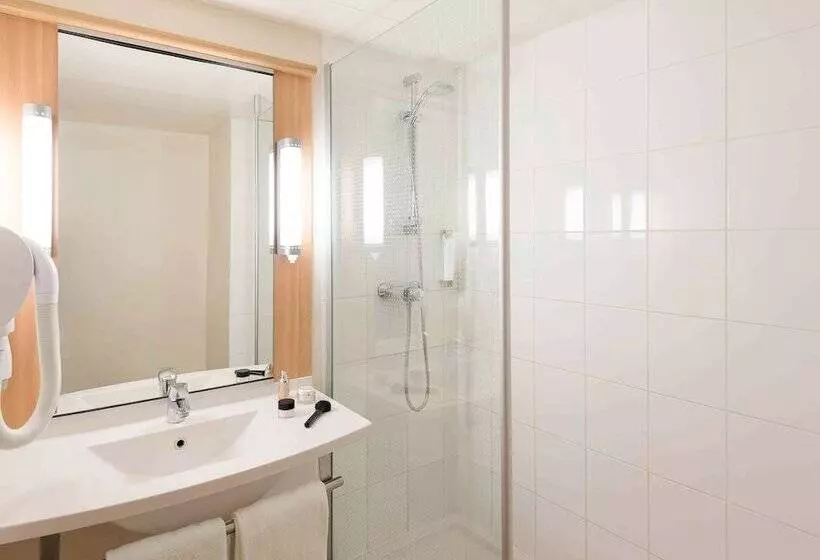 ダブルベッドスタンダードルーム, Ibis Metz Centre Gare