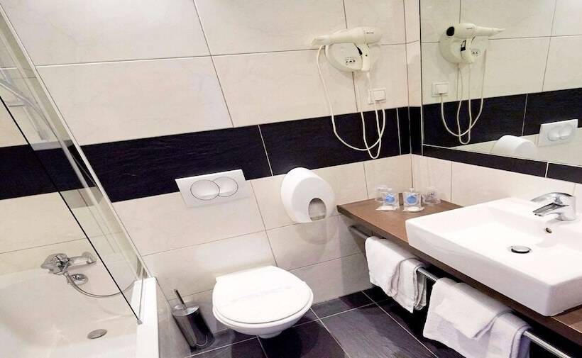 スタンダードルーム, Kyriad Grenoble Centre