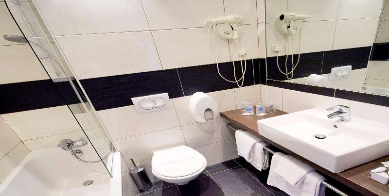 Номер Стандарт, Kyriad Grenoble Centre