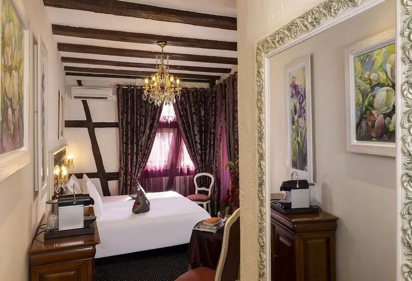 Comfort Room, Restaurant Le Maréchal   Teritoria
